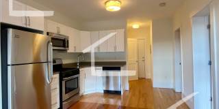Nice 2 bed in Brookline Gallery 16