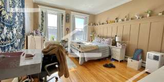 XL Modern & Sunny Apt near T!  Perfect for BU students and working pros alike! Gallery 3