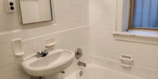 2322 Commonwealth Gallery 10