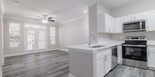 The Village at Bellaire Apartments Gallery 59