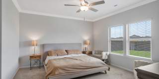 Like-new 4BR/3BA home in desirable St. Clair Place! Gallery 19