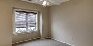 92 Tulip Lane Gallery 10