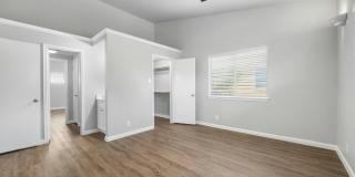 Renovated 6bed/3bath Close to Campus! Gallery 37