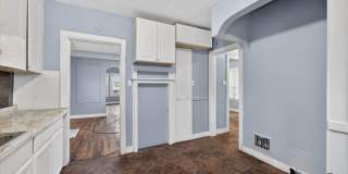 $1550 4 bedroom Gallery 14