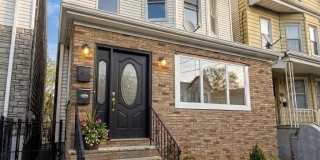 132 BAYVIEW AVE Gallery 1