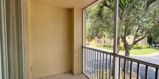 *NOW AVAILABLE* 3/2 Condo in Fort Myers Gallery 21
