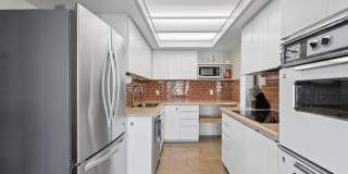 2323 N Central Avenue Gallery 3