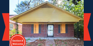 1496 Oakwood St Gallery 1