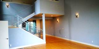 Large Executive Style Spacious 3 bedroom, 2.5 Bathroom house in West Oakland Close to BART/SF/Emeryville Large Executive Style Spacious 3 bedroom, 2.5 Bathroom house in West Oakland Close to BART/SF/Emeryville Gallery 3