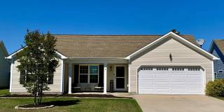 406 Amaryllis Lane Gallery 1