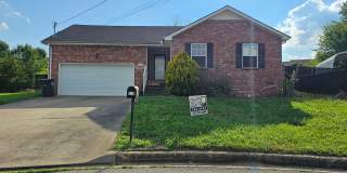 Close to Post! Cul-de-sac! NO CARPET! 3 bed 2 bath with large Fenced in backyard! Gallery 1