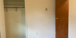 5 Bedroom 3 Bath House with 2 Car Garage Gallery 10