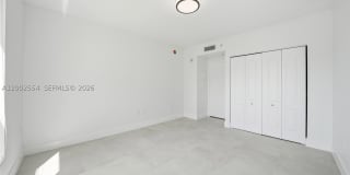 110 N Federal Hwy Gallery 25