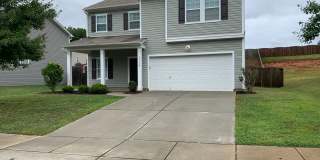 Spacious 4BR House in Charlotte Gallery 1