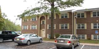 BEL AIR - HICKORY HILLS CONDO Gallery 1