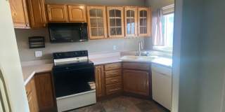 4 BED | 1.5 BATH | HOME | CARPORT | WEST Gallery 10
