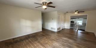 315 Brackin Street Gallery 1