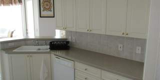 23404 PEACHLAND BOULEVARD Gallery 9