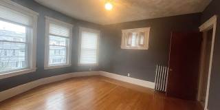 3 Off-Street Parking & In-Unit Laundry 3-bed 3 Off-Street Parking & In-Unit Laundry 3-bed Gallery 1