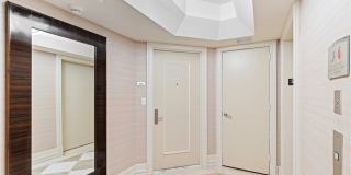 2777 Paradise Road Gallery 6