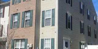 1829 WATCH HOUSE Circle S Gallery 1