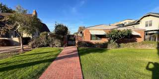 30 W Culver Street unit: Apt B Gallery 1