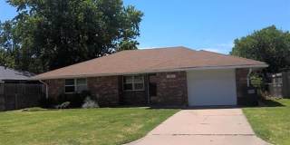 813 West Oxford Avenue Gallery 1