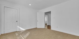 2348 Court R Gallery 35