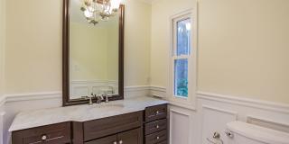 Beautiful 2 Bedroom, 2 Bathroom Historical Row Home Gallery 5