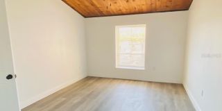 534 PLAZA SEVILLE Court Gallery 21