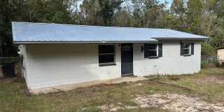 2110 SE 43RD TERRACE Gallery 1