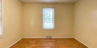 PRELEASING for AUGUST! Walk to Ball State! Bright 4BR Home with Fireplace Gallery 18