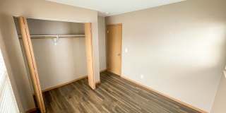 517 Mitchell Street Gallery 1