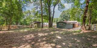 4 Bedroom Ranch w/ Fenced Yard Gallery 26