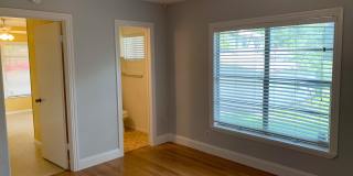 Gorgeous 1940's home in Central Austin! Gallery 18