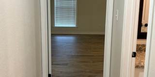 3/2/2 REMODELED BATHROOMS!  Beautiful! Gallery 7