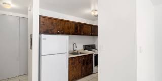Bayview Apartments Gallery 111