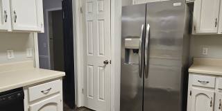 211 Plantation Road Gallery 70