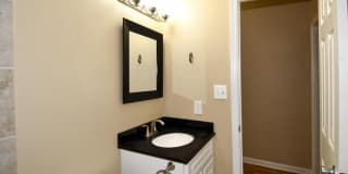 11 R Street NW Gallery 27