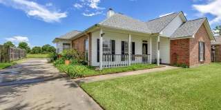 112 Pinnacle Drive Gallery 1
