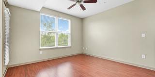 390 17th Street NW Gallery 18