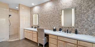 80504 Pebble Beach Gallery 34