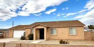 Charming 3-Bedroom Home Near Rotary Park for Rent! Gallery 1