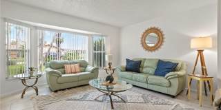 102 SE 40th Street Gallery 33