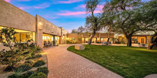 8959 E Woodland Road Gallery 34