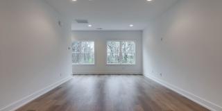 Welcome to Your Stylish Haven in Vibrant East Nashville! Gallery 16