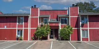 1470 Se Walnut St Gallery 1