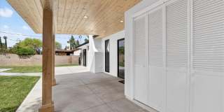 7055 Fallbrook Avenue Gallery 34