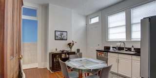 821 BORDEAUX Street Gallery 10