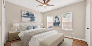 631 E Mistletoe Gallery 11